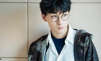 娱乐圈帅哥吃瓜图片大全,颜值与笑料齐飞,盘点那些难忘瞬间 第2张 娱乐圈帅哥吃瓜图片大全,颜值与笑料齐飞,盘点那些难忘瞬间 第2张