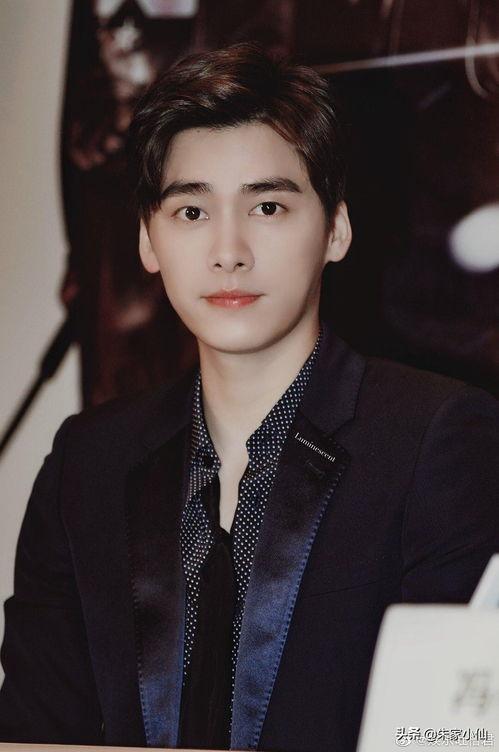 娱乐八卦吃瓜赵丽颖,娱乐圈的甜蜜瓜果,甜蜜背后的辛酸历程 第3张 娱乐八卦吃瓜赵丽颖,娱乐圈的甜蜜瓜果,甜蜜背后的辛酸历程 第3张